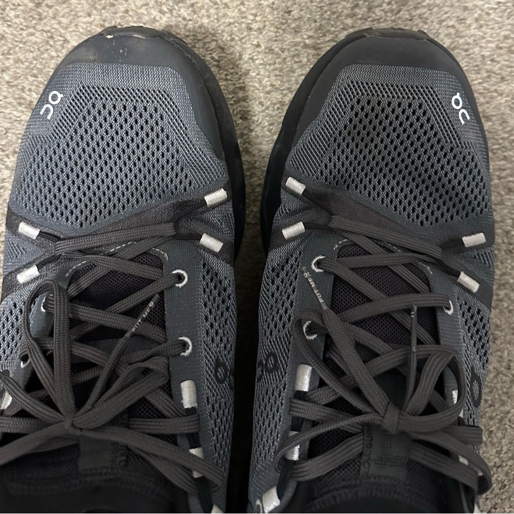 On Cloud Trail Running Cloudsurfer Waterproof Sne… - image 4